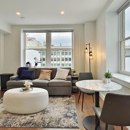 Fun Cozy Apts - 1 25 Mile Walk To Tiaa Bnk Fld Jacksonville Bagian luar foto