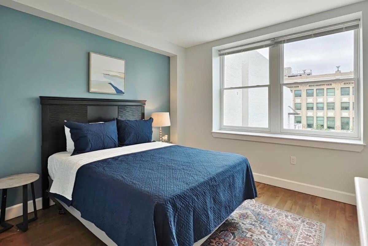 Fun Cozy Apts - 1 25 Mile Walk To Tiaa Bnk Fld Jacksonville Bagian luar foto